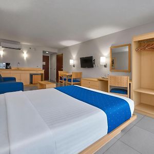 Queen Suite